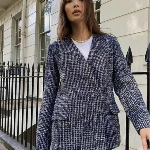Aritzia Babaton Kilburn Blazer Jacket In Navy Tweed | Size 0 - Picture 1 of 8